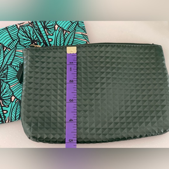 IPSY | 4 Makeup Bags Bundle - Picture 4 of 12